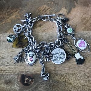 Lucky Brand Hawaii charm bracelet 🌺